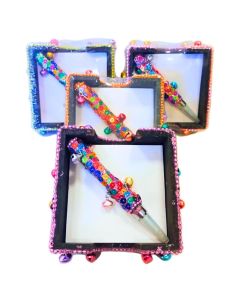 Porta taco con taco y con boligrafo